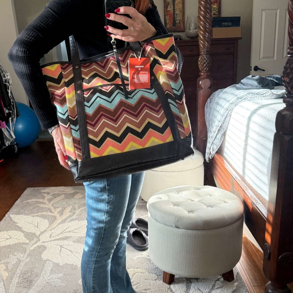 Missoni Brown and Yellow Chevron Tote Bag - Picture 6 of 6